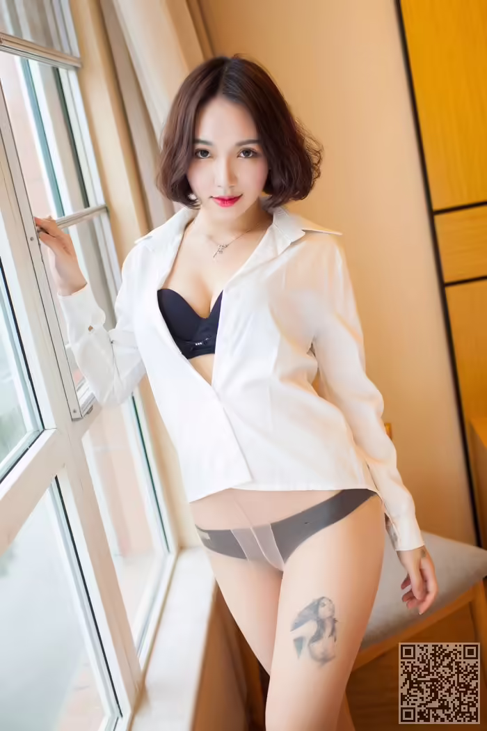 妹子、丁字裤、情趣写真