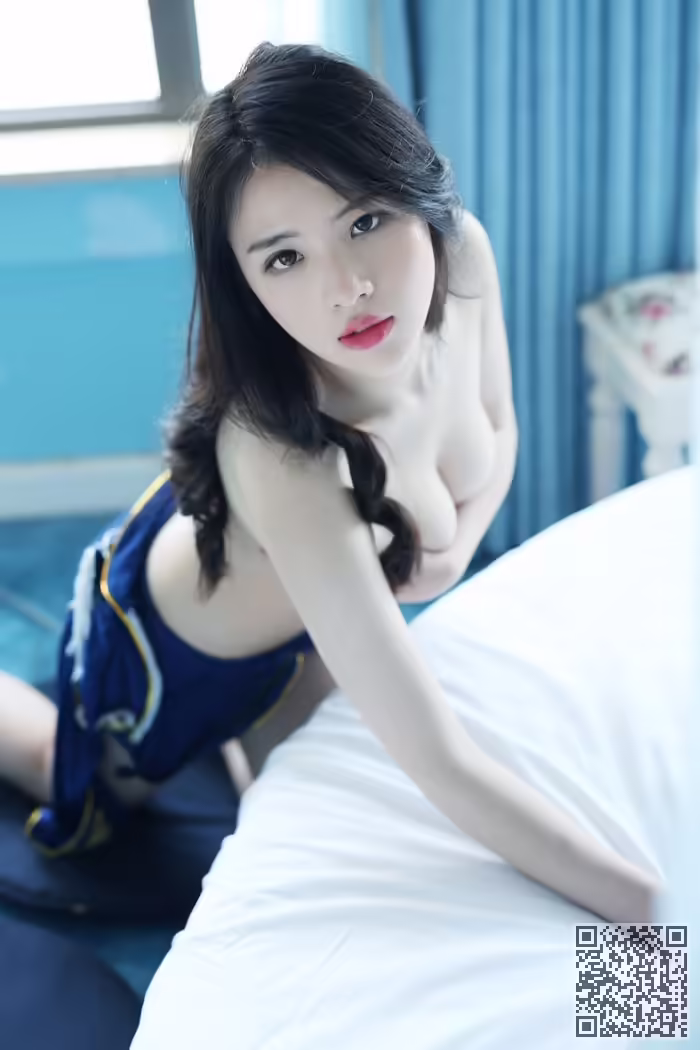 制服美女、舒林培、性感、巨乳
