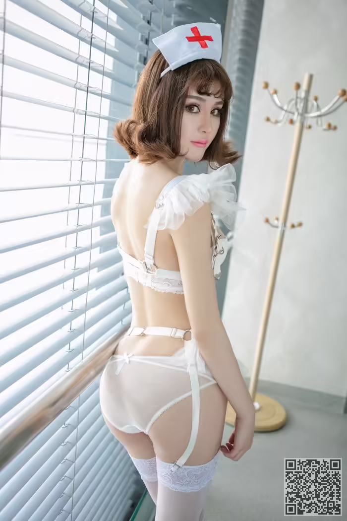 性感嫩模、青树、护士装、美乳