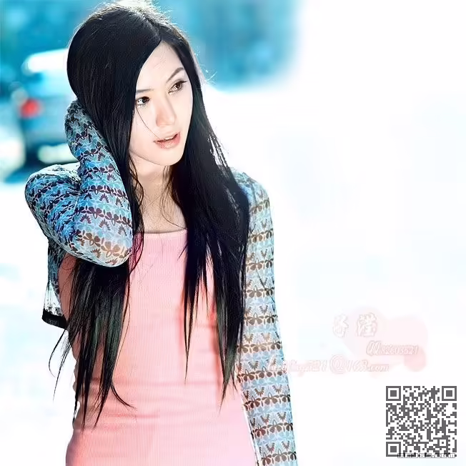 她、秀发