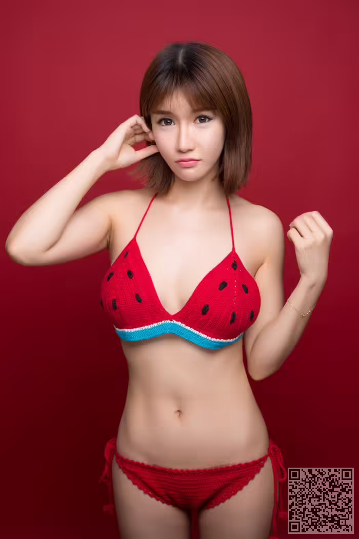 童颜巨乳、娇萌萌、艺术写真