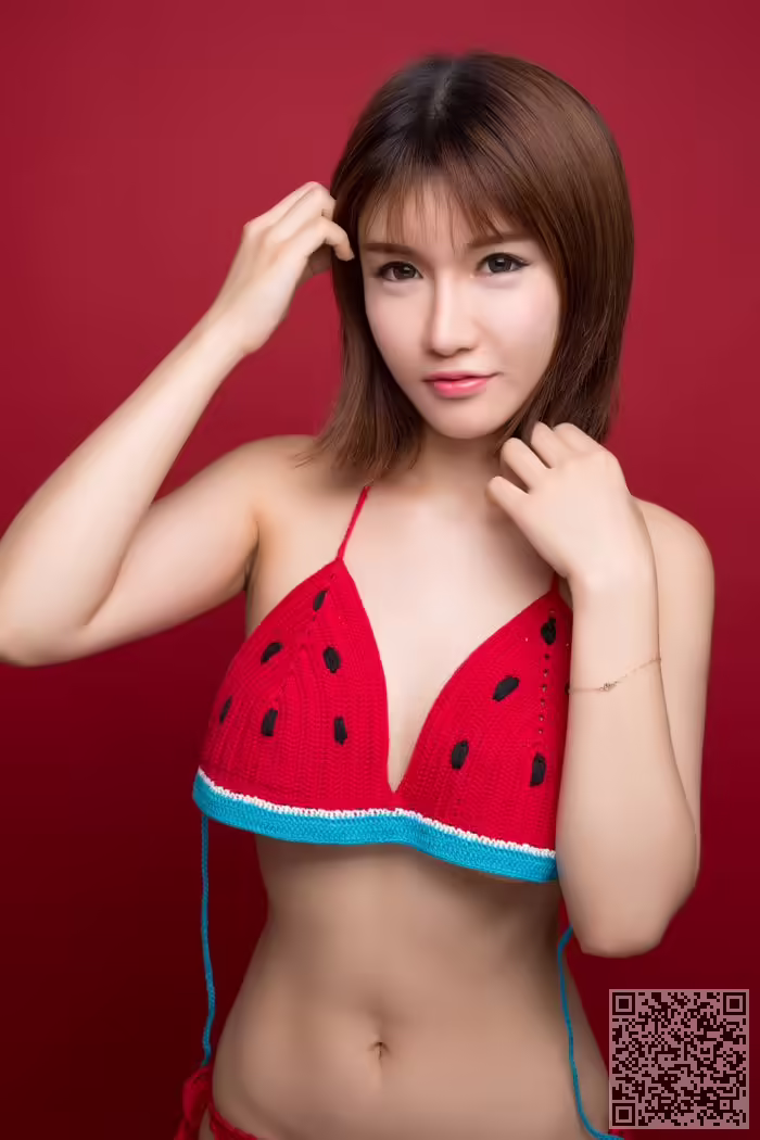 童颜巨乳、娇萌萌、艺术写真