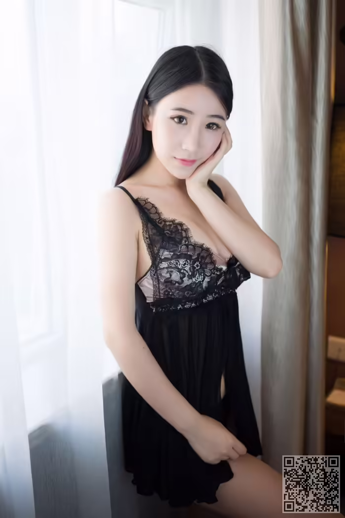 性感、女仆、谢芷馨
