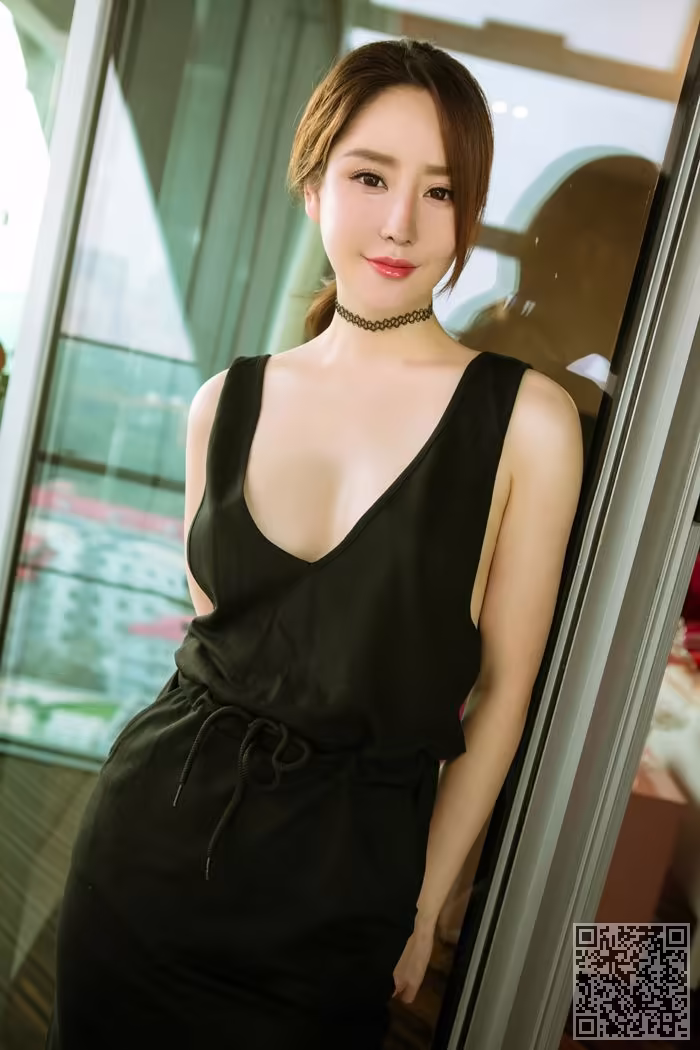 欣凌、性感、美乳