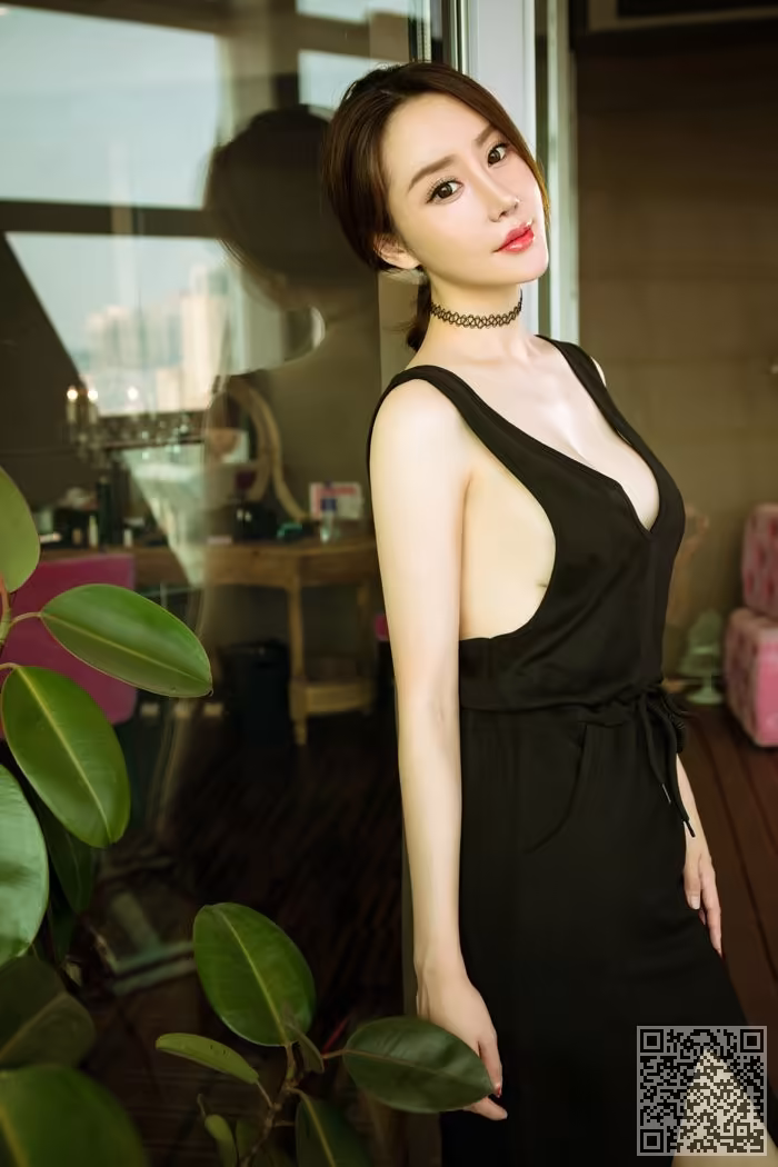 欣凌、性感、美乳