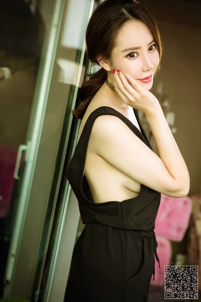 欣凌、性感、美乳