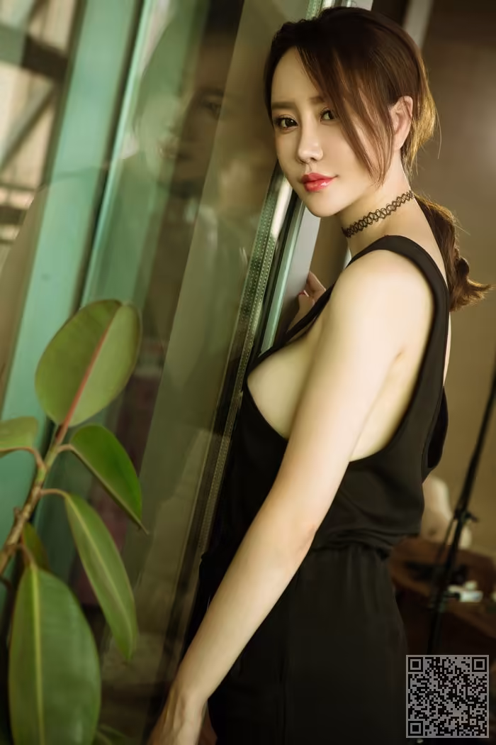 欣凌、性感、美乳