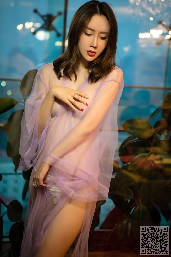 欣凌、性感、美乳