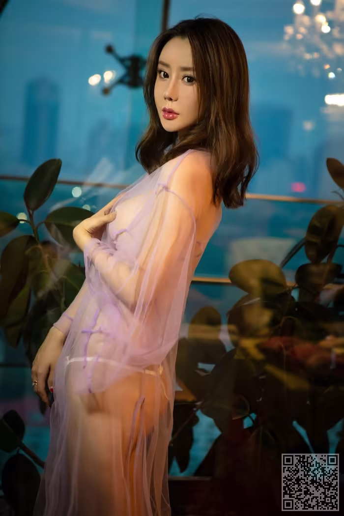 欣凌、性感、美乳