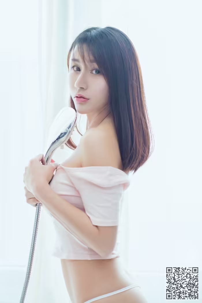 兔女郎、宋梓诺、丁裤