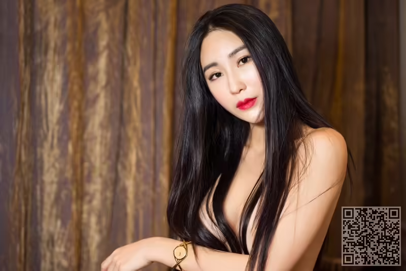 瑷妮、透视装、湿身诱惑