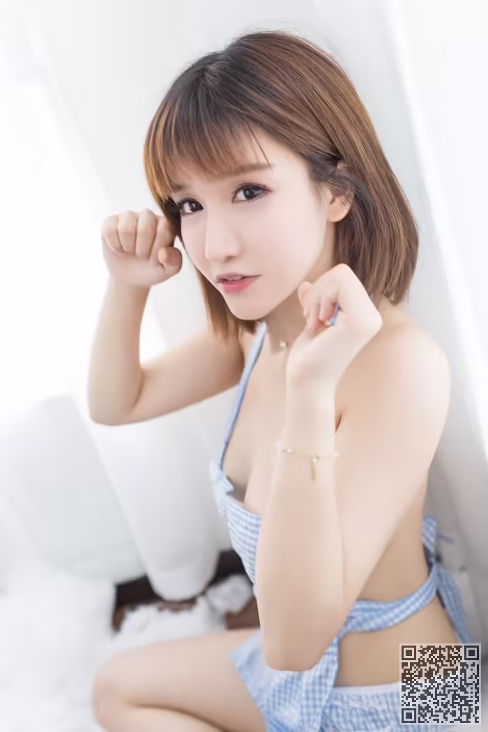 童颜宝贝、制服、比基尼、巨乳