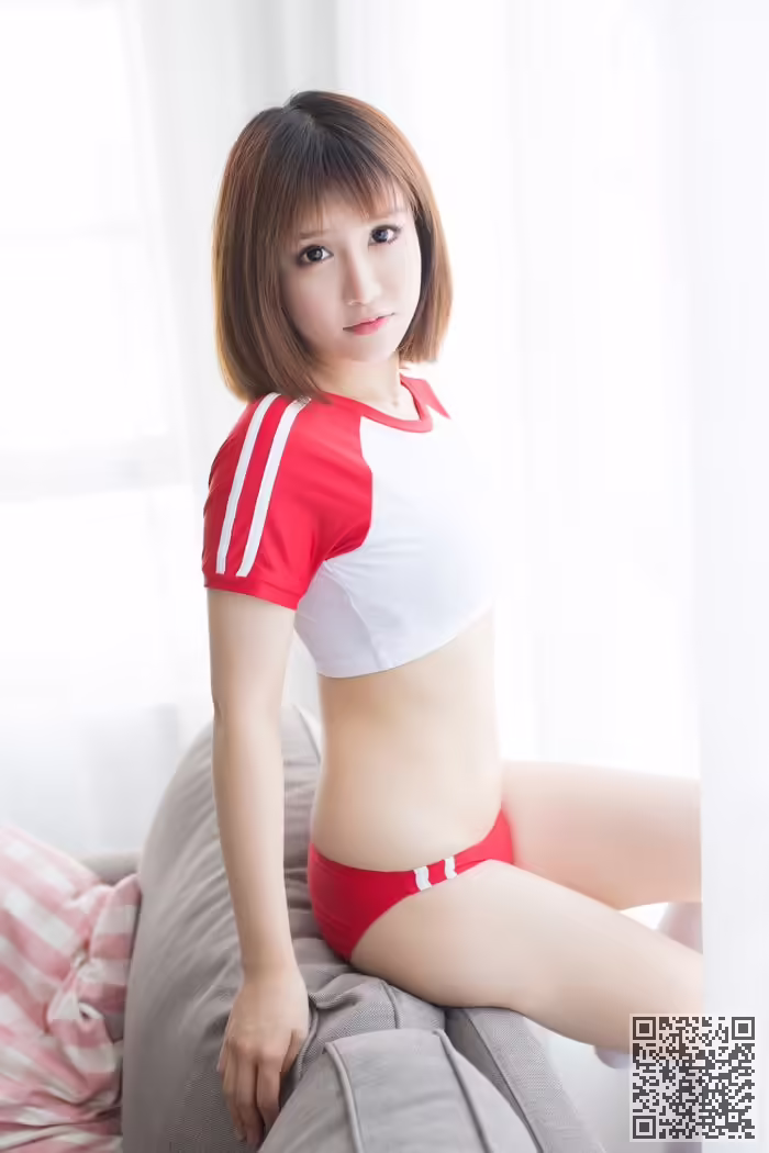 童颜宝贝、制服、比基尼、巨乳