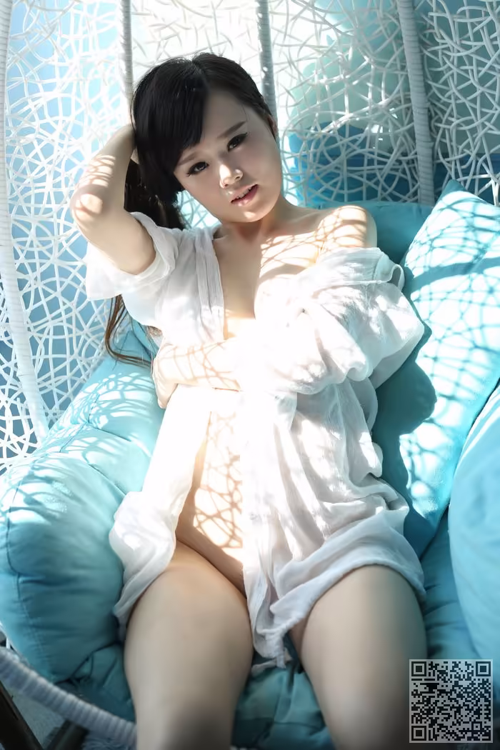 猫女郎、日光浴、销魂