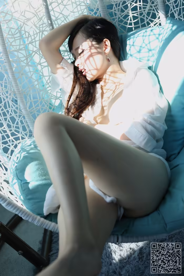 猫女郎、日光浴、销魂