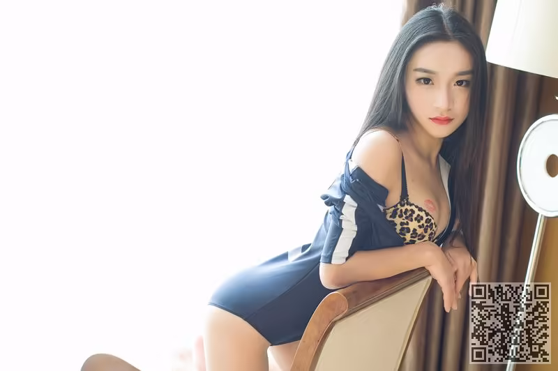 妹子、绮梦、人体艺术、唇印
