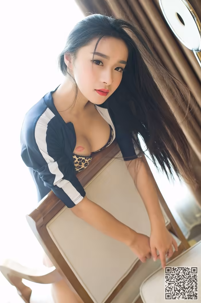 妹子、绮梦、人体艺术、唇印