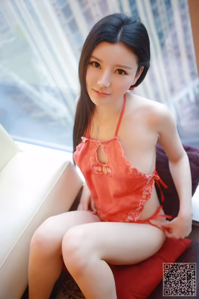粉妹子、制服写真、肚兜、丁裤