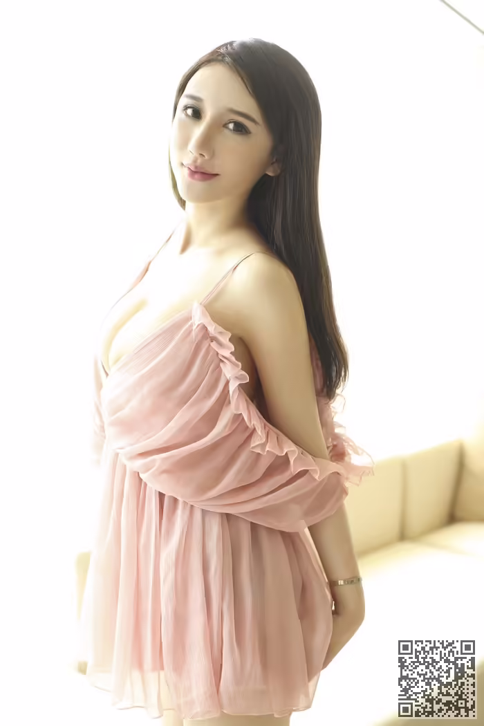 美女、王瑾轩、张腿、私照、咋舌