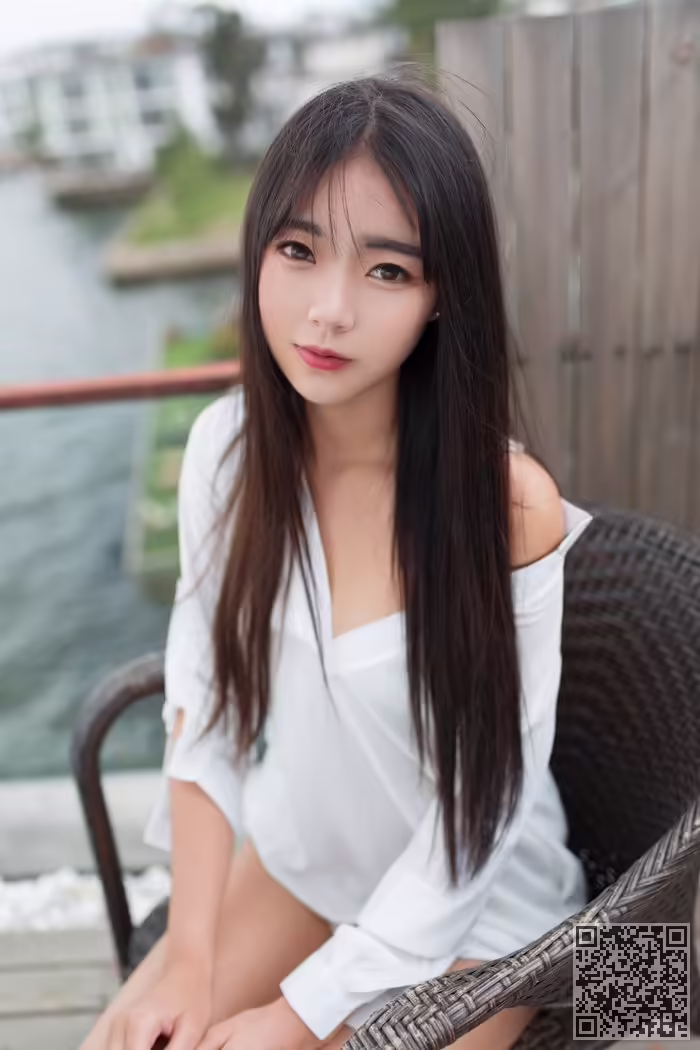 嫩模、Vicky、光下身、代言