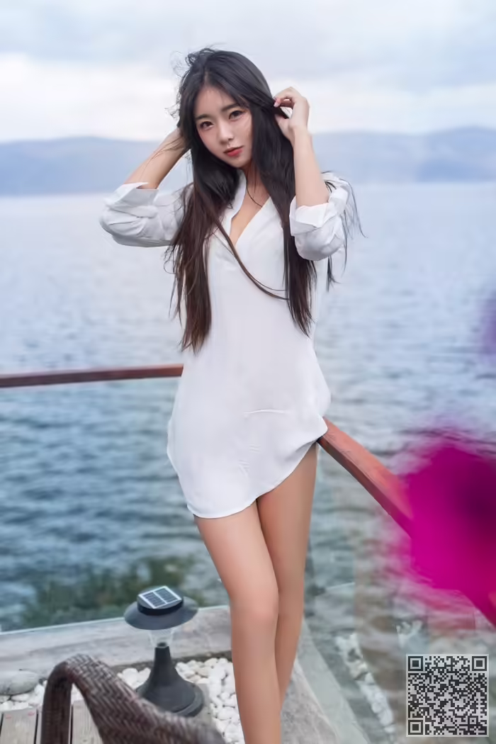 嫩模、Vicky、光下身、代言