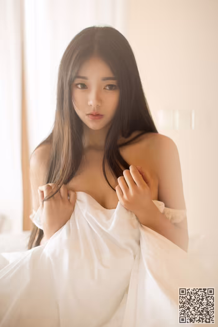 嫩模、Vicky、光下身、代言
