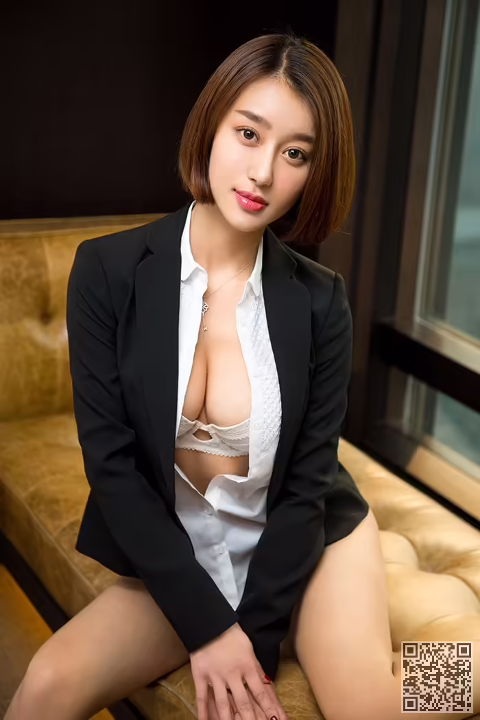 夏乔、情趣、连体服、巨乳