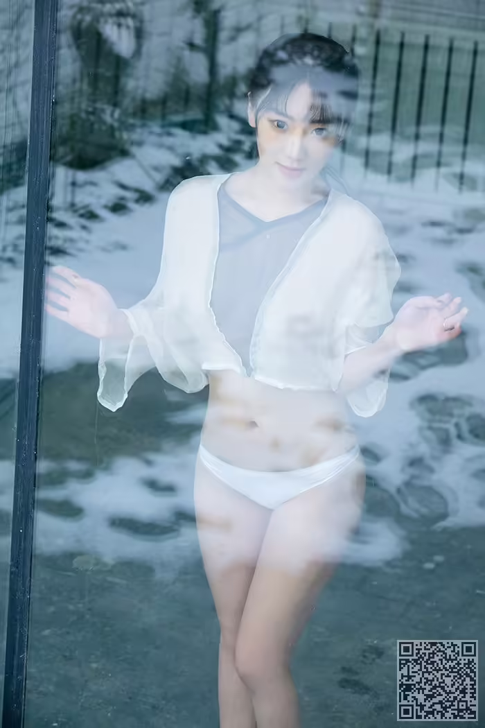 乳神、张雪馨、妖娆