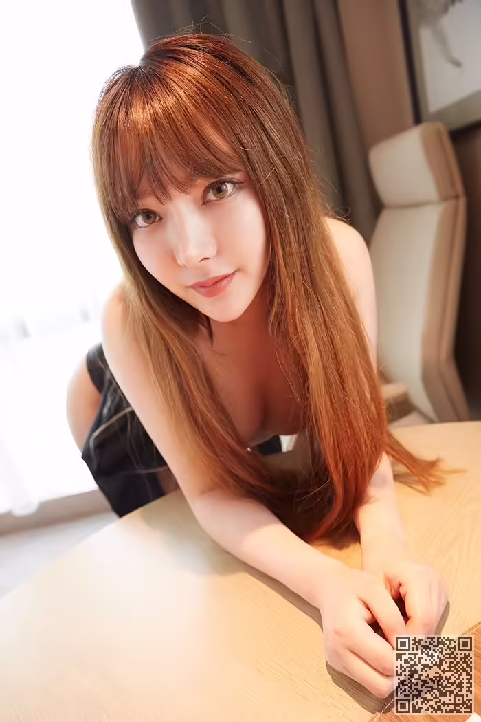 女王、蜜蕊、紧身皮衣、豪乳