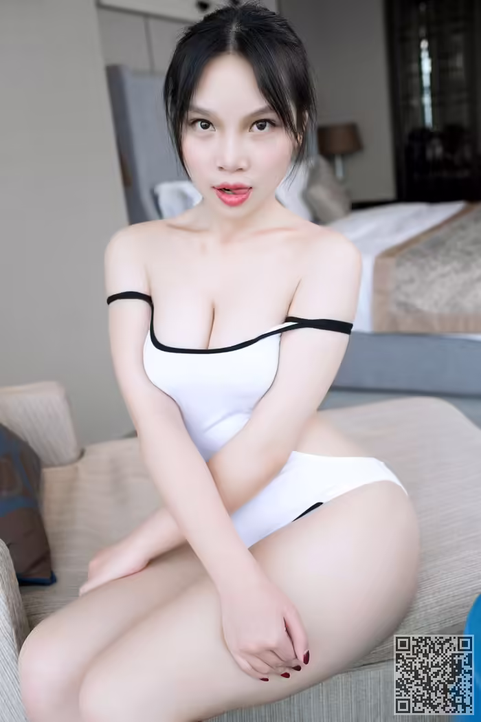 童颜巨乳、小纯子、制服诱惑