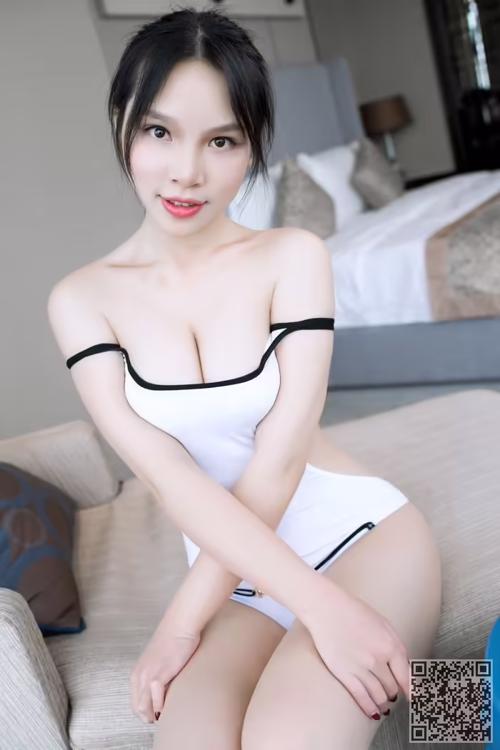 童颜巨乳、小纯子、制服诱惑