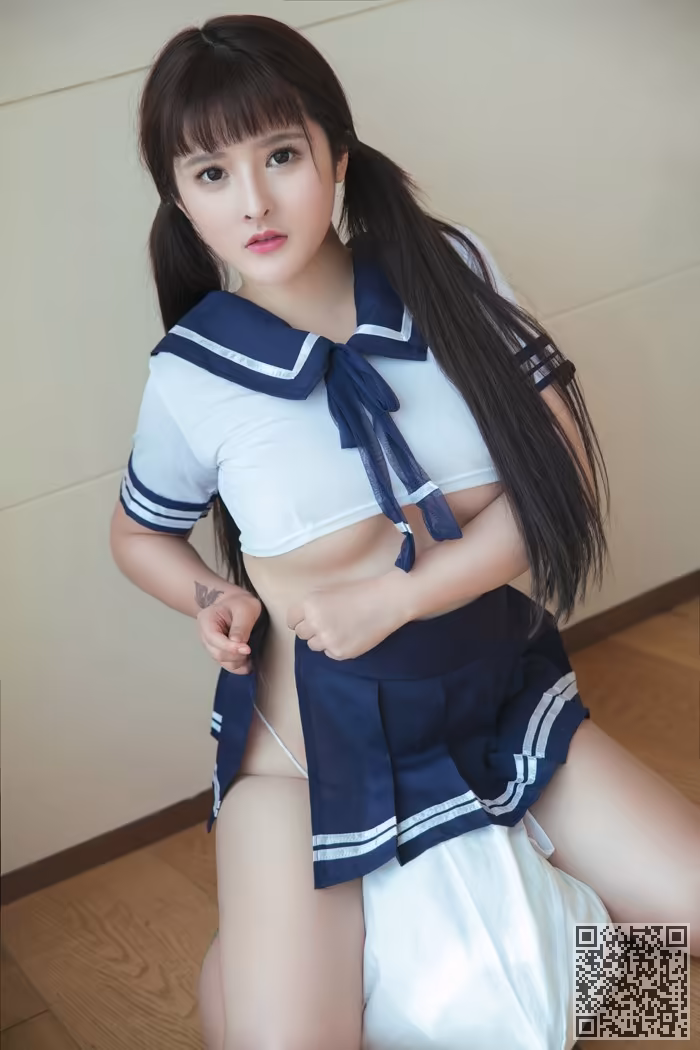 宅男女神、杨漫妮、制服、丰乳肥臀