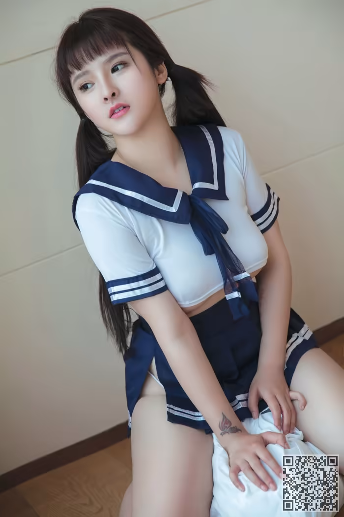 宅男女神、杨漫妮、制服、丰乳肥臀