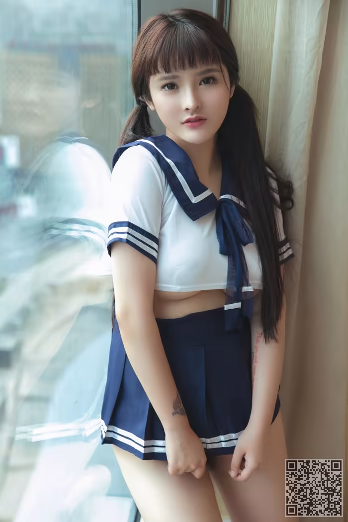 宅男女神、杨漫妮、制服、丰乳肥臀