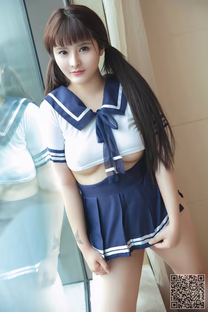宅男女神、杨漫妮、制服、丰乳肥臀
