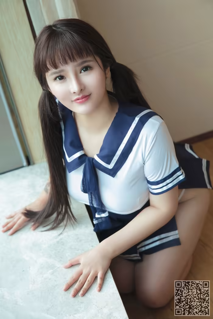 宅男女神、杨漫妮、制服、丰乳肥臀