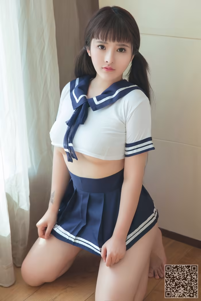 宅男女神、杨漫妮、制服、丰乳肥臀
