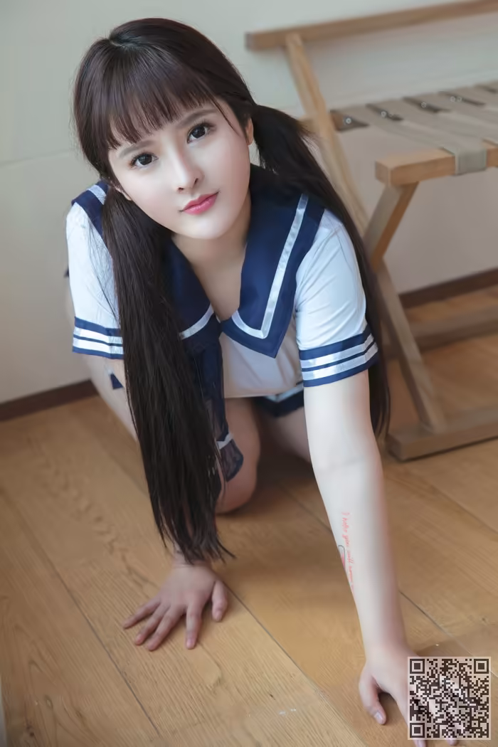 宅男女神、杨漫妮、制服、丰乳肥臀