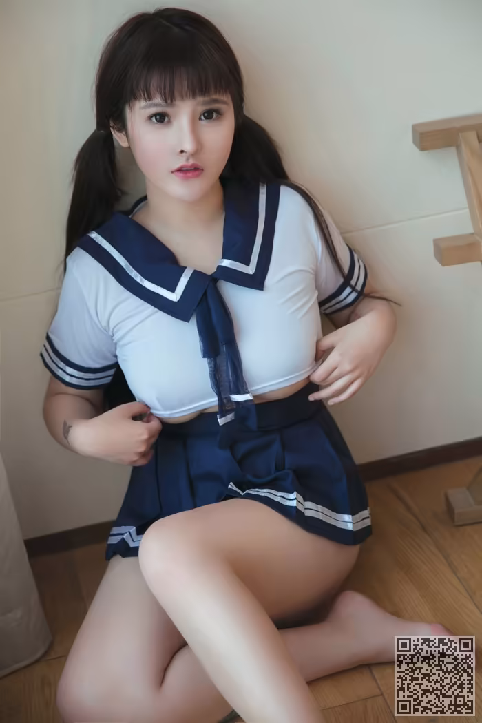 宅男女神、杨漫妮、制服、丰乳肥臀