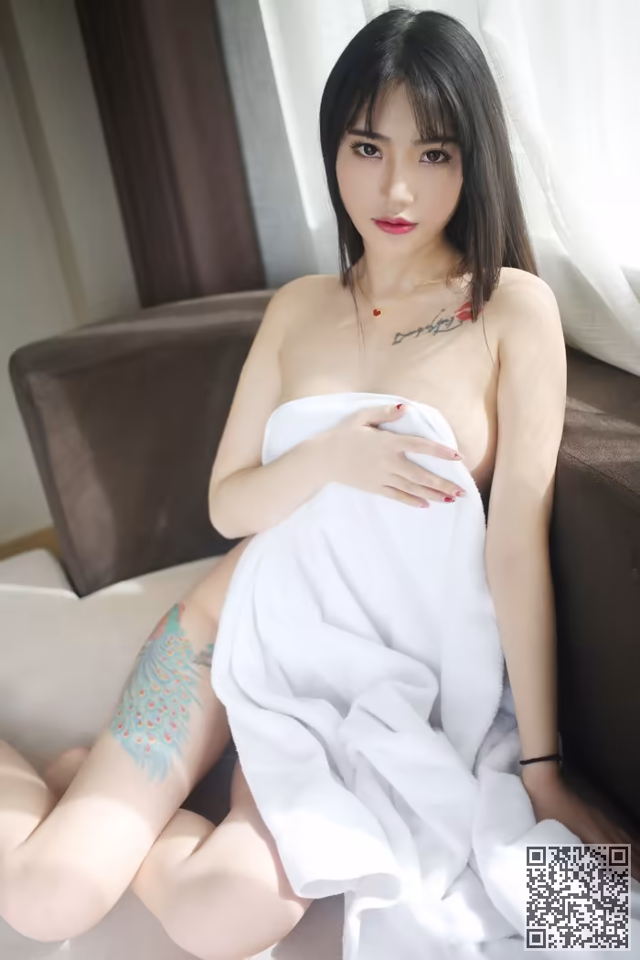嫩模、杨洁、丰满、翘臀