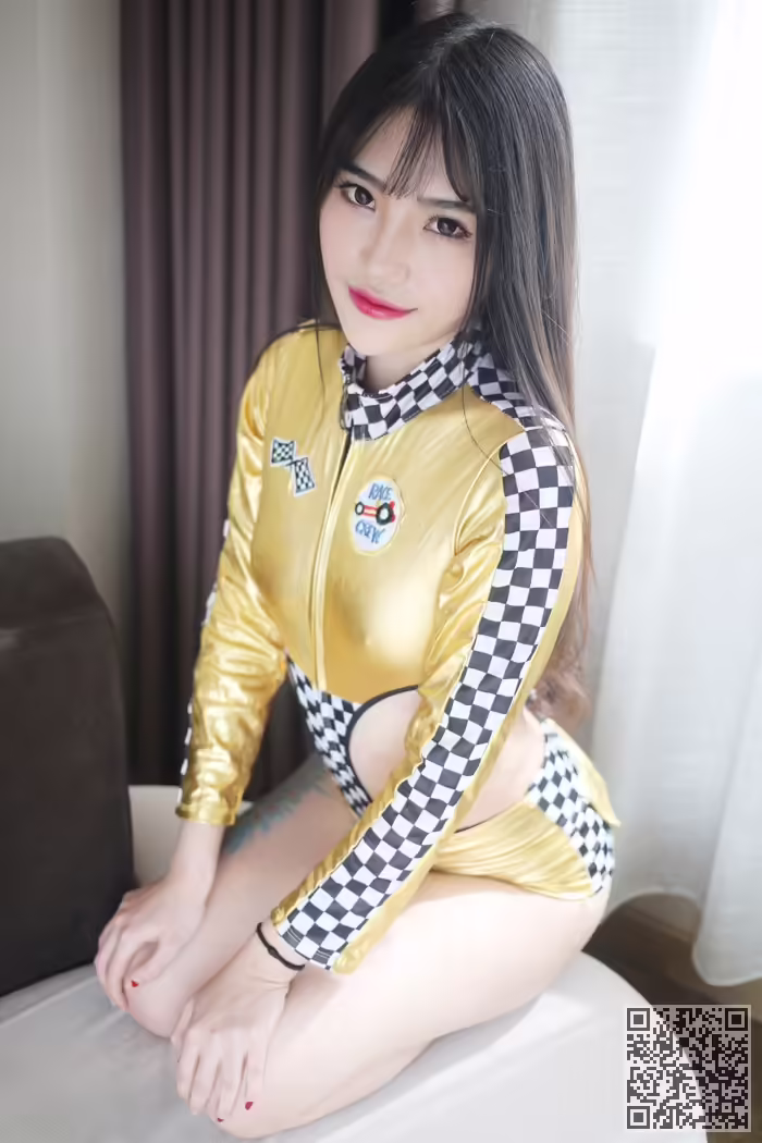 嫩模、杨洁、丰满、翘臀