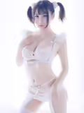 性感尤物x精神的蕾丝内衣秀完美的曲线