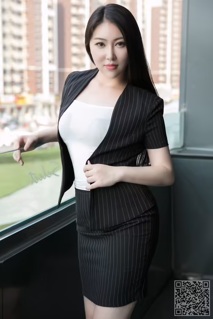 少妇、馨露、豪乳、翘臀