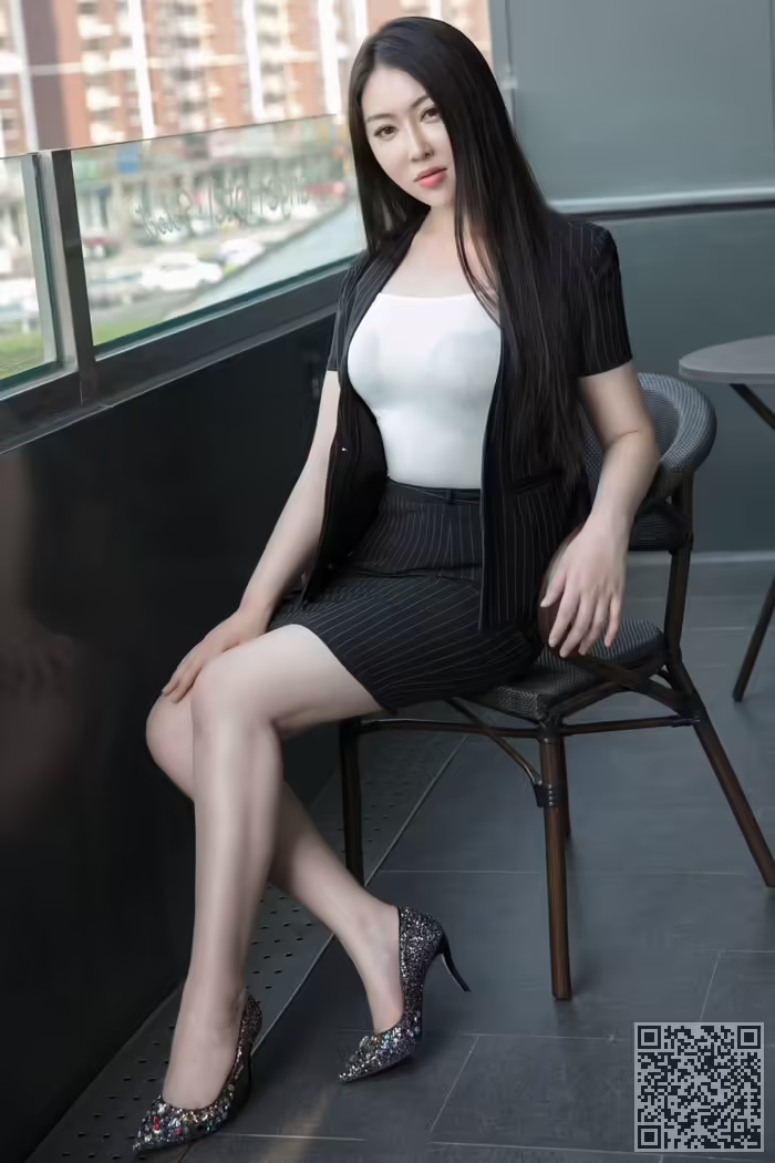 少妇、馨露、豪乳、翘臀