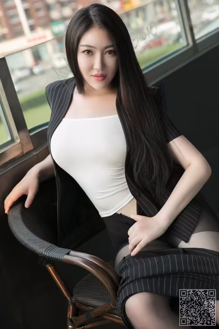 少妇、馨露、豪乳、翘臀