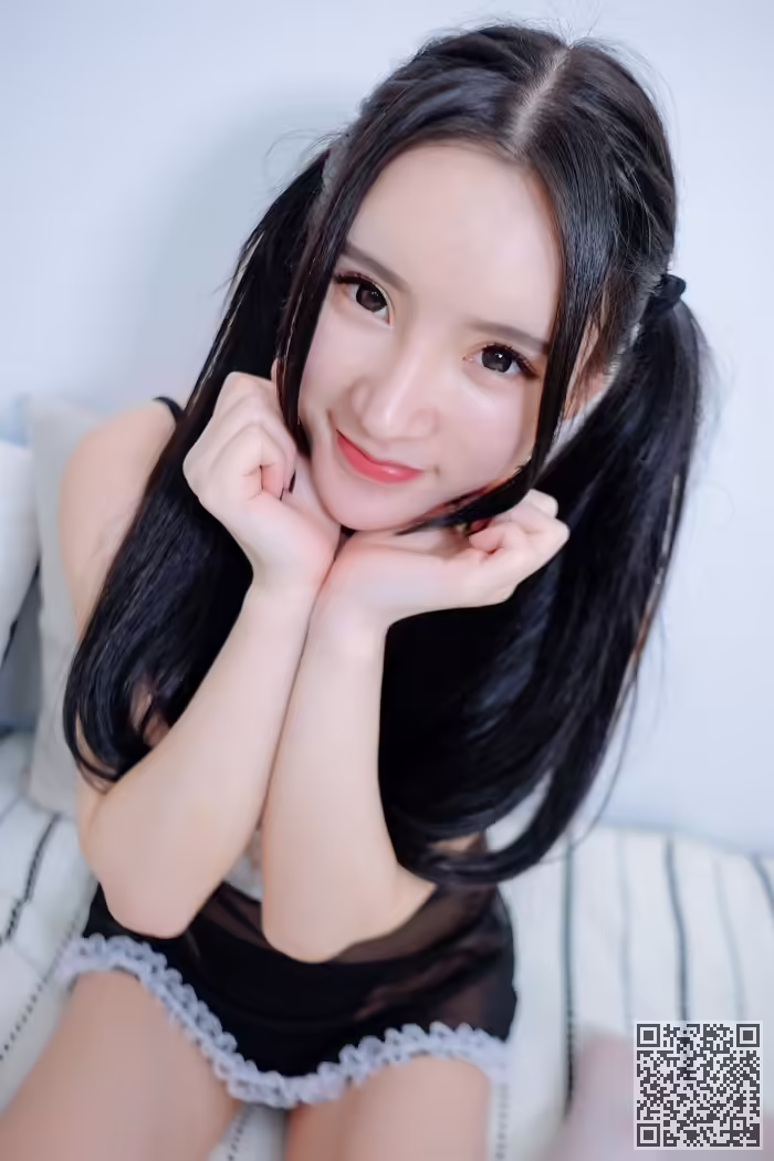 嫩模、周于希、制服诱惑、性感