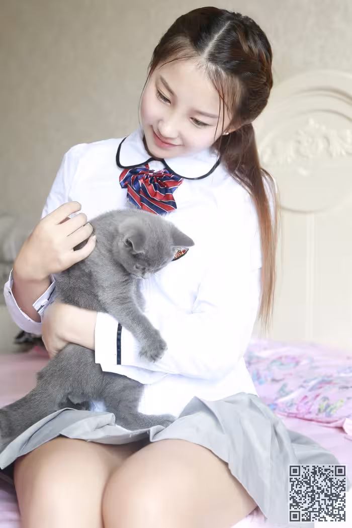 学妹、琪琪、半裸、制服诱惑