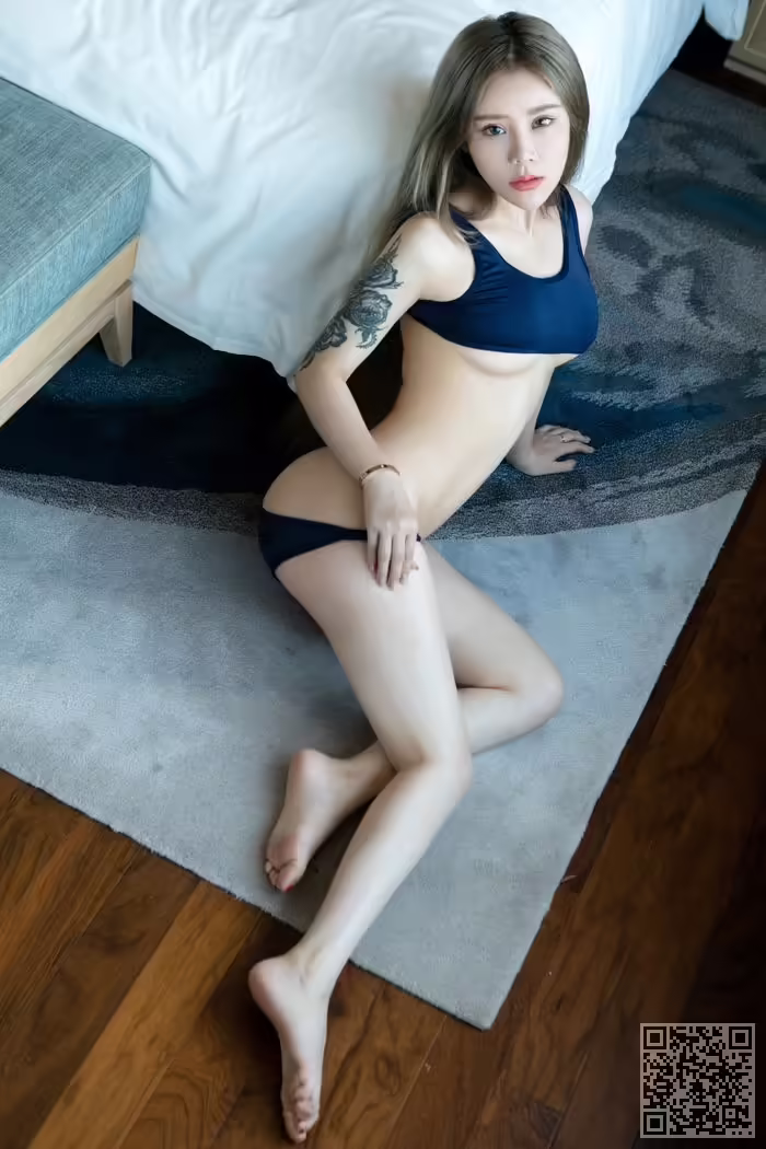 尤物、爱丽莎、比基尼、湿身