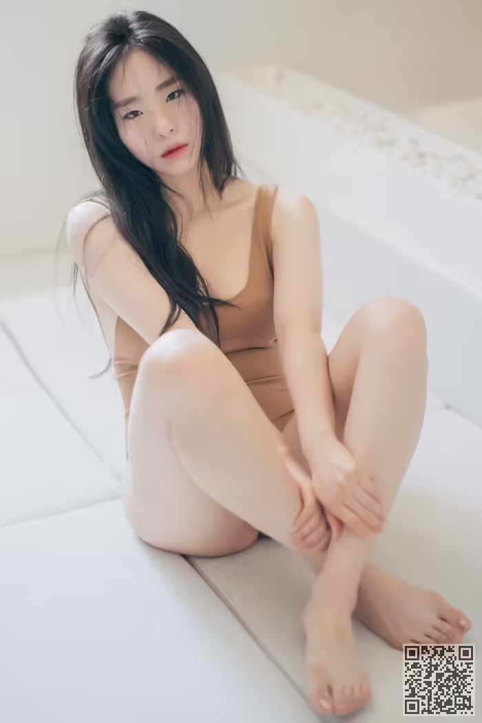 韩国美女、全裸、浴照