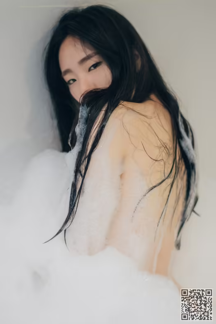 韩国美女、全裸、浴照
